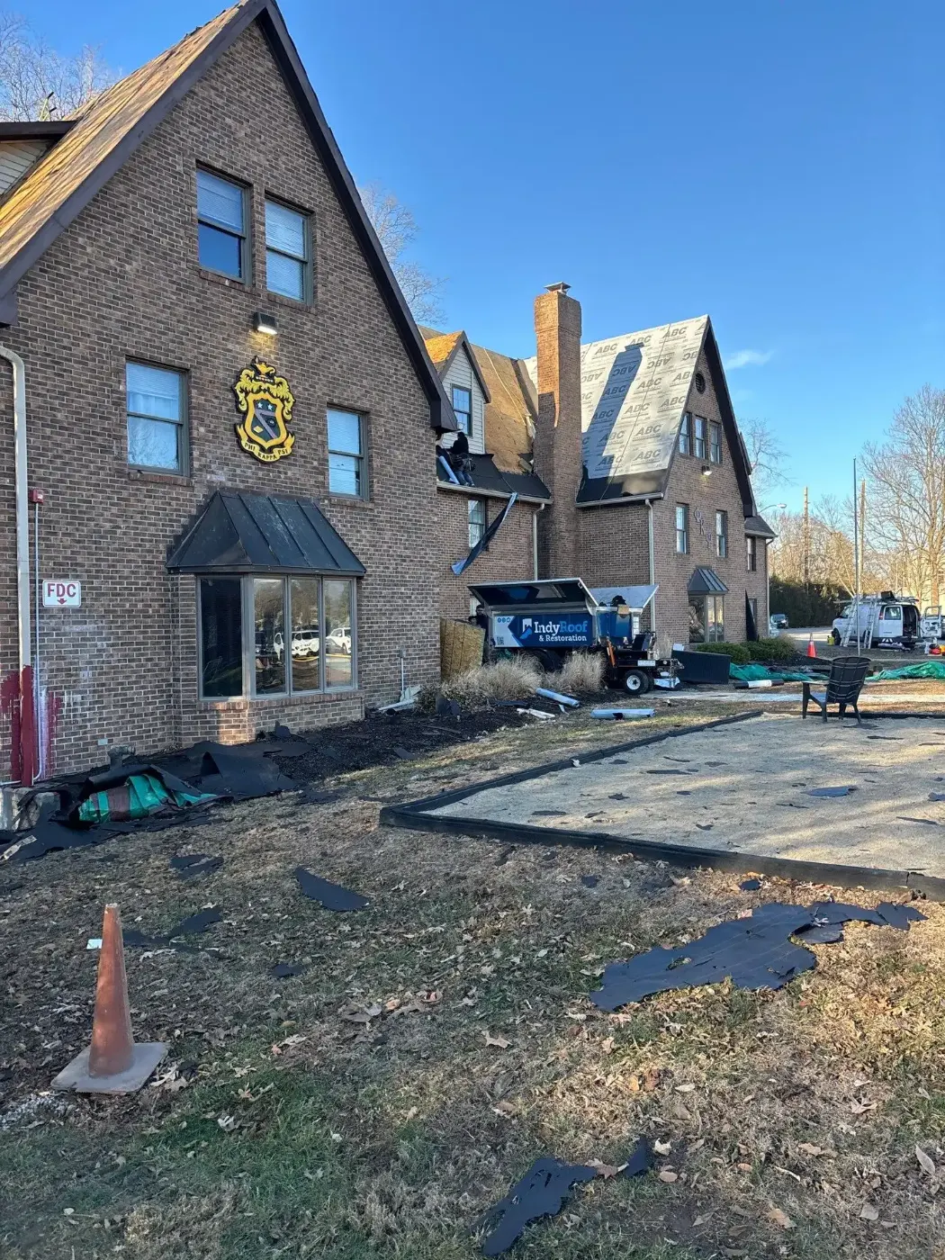 Tarping and dry-in on a Corydon commercial roof